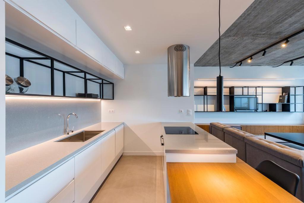Market Apartments, Amazing Acropolis View * Ateny